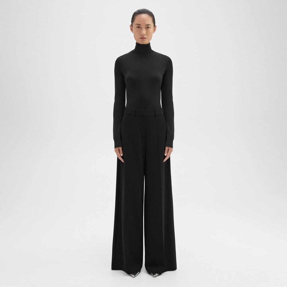 NWT THEORY high-waist wide leg pant in admiral crepe size 0